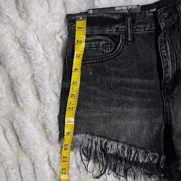 NWT BDG Women’s High Rise Cheeky Cut Off Shorts - Picture 11 of 12